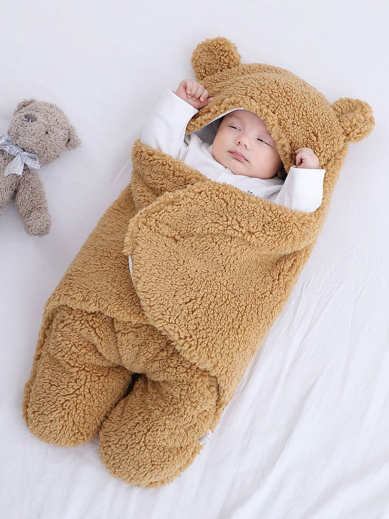 BLANKETS AND SWADDLES