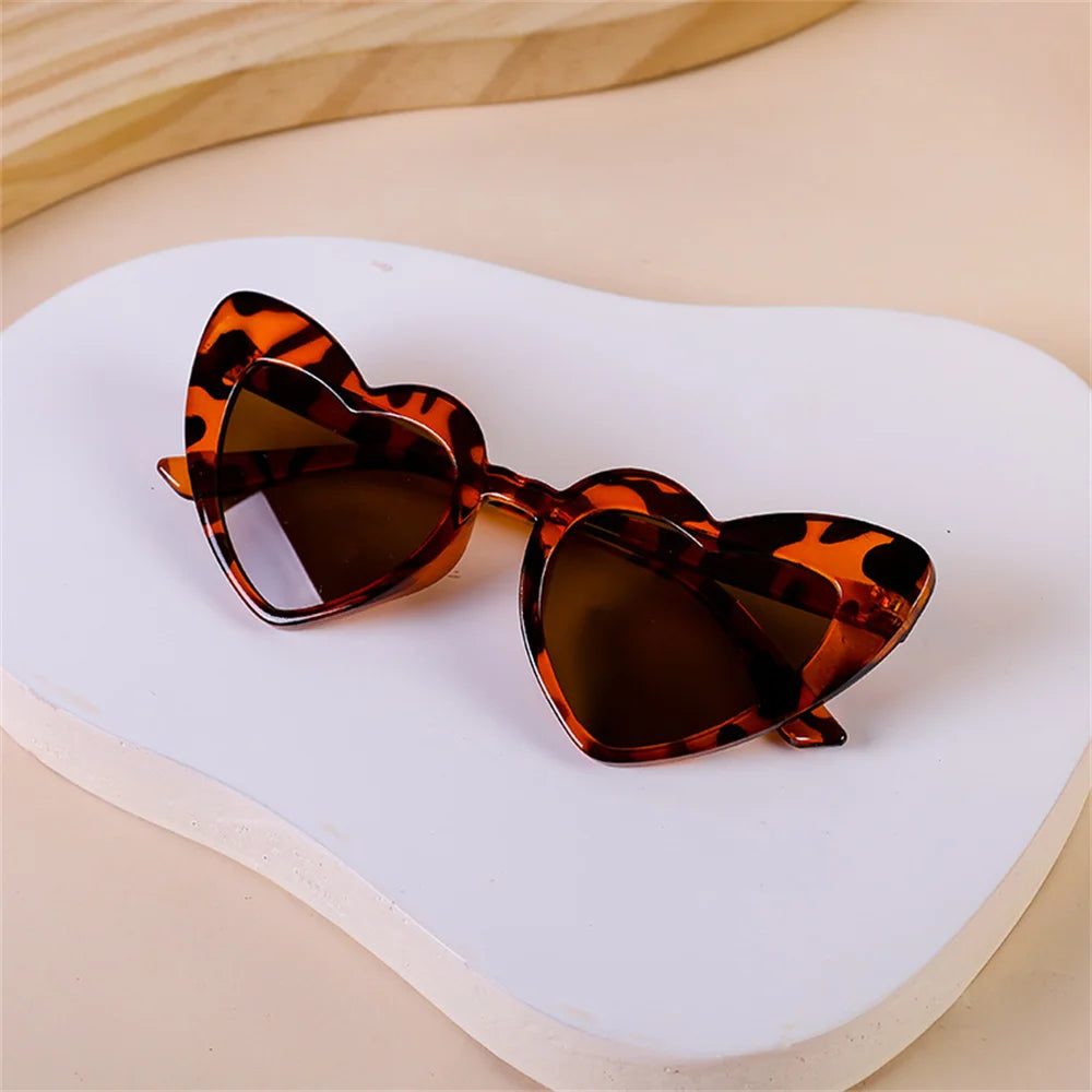 Kids Love Heart Shaped Sunglasses – Vintage UV400 Sun Glasses for Boys & Girls