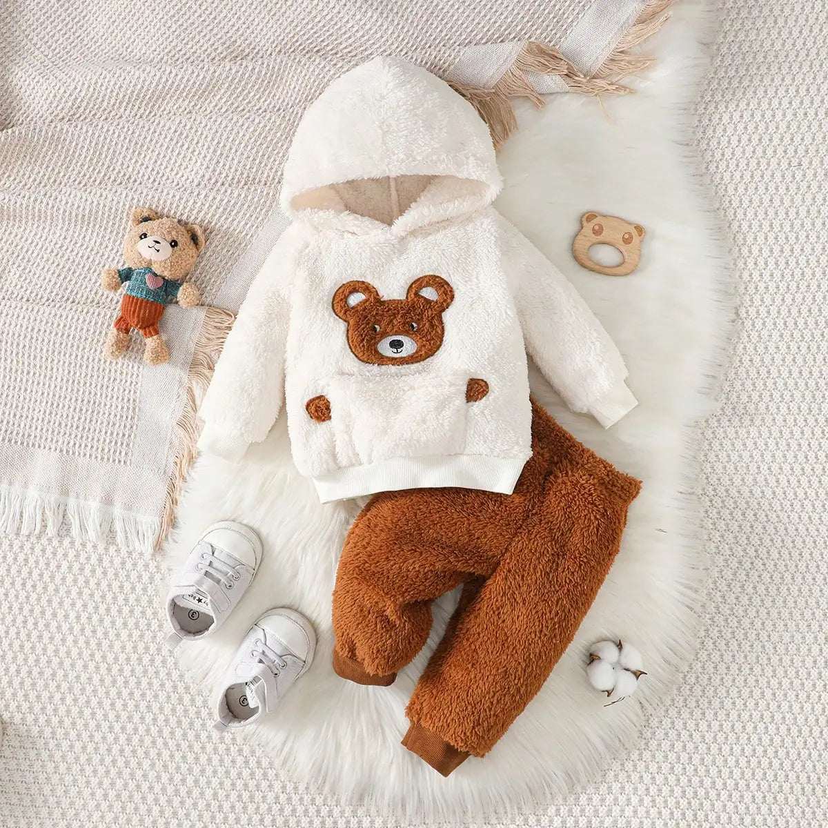 Fluffy Little Bear Winter Set – Cozy Hooded Outfit for Baby Girls