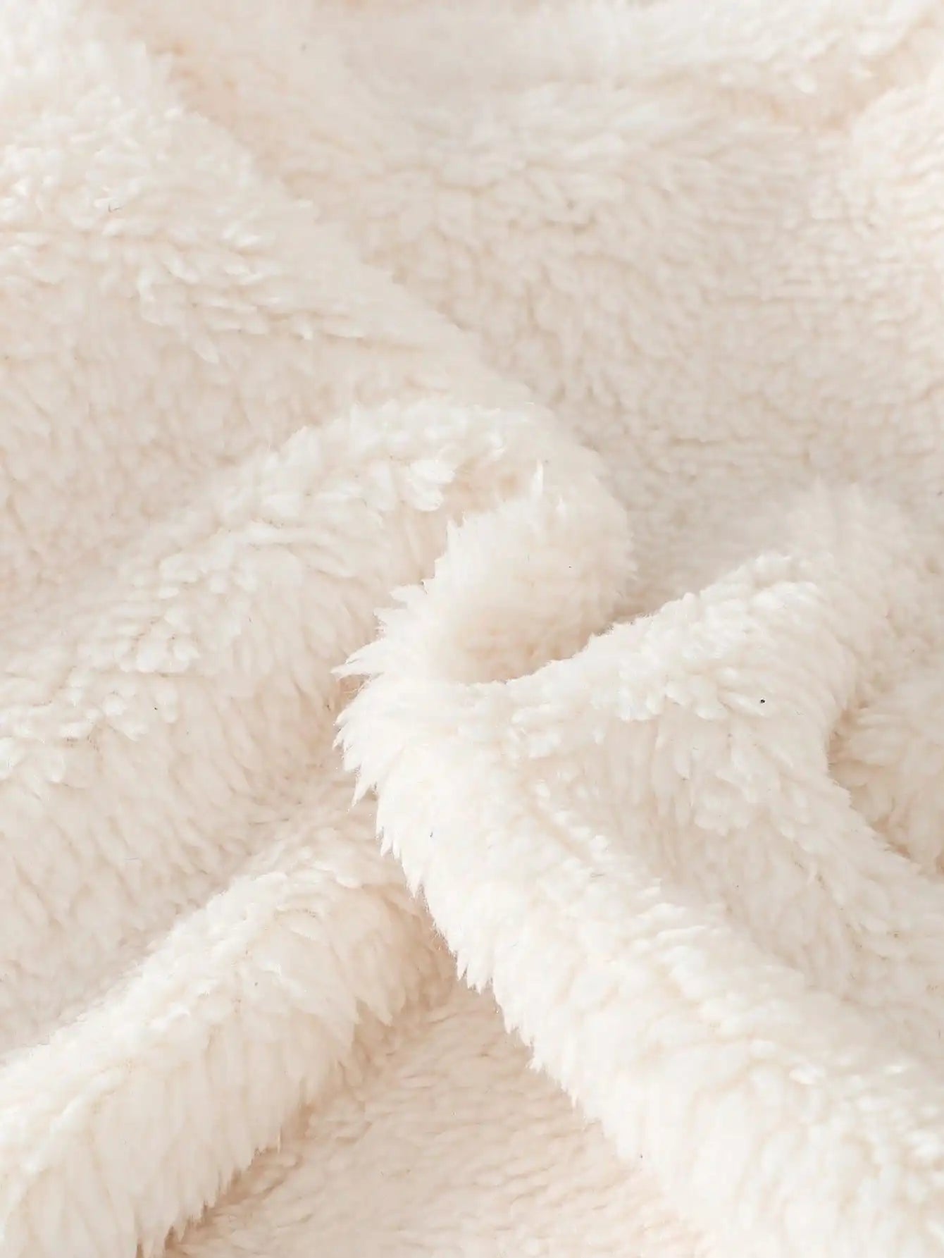 Fluffy Little Bear Winter Set – Cozy Hooded Outfit for Baby Girls