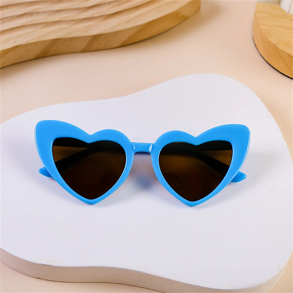 Kids Love Heart Shaped Sunglasses – Vintage UV400 Sun Glasses for Boys & Girls